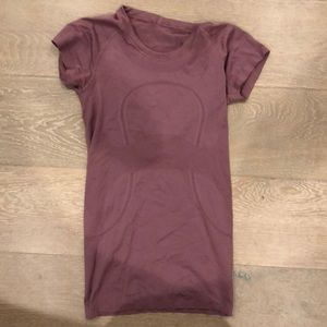 Nude/Pink Lululemon Swiftly Tech top!